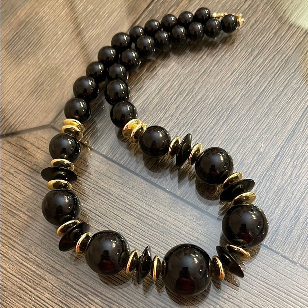 Vintage Black & Gold Graduated Beaded Necklace 19”